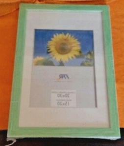CORNICE IN LEGNO FAR 20X30,15X20, VERDE PER STAMPE/FOTO ITAL
