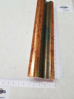 cornice in legno oro e verde