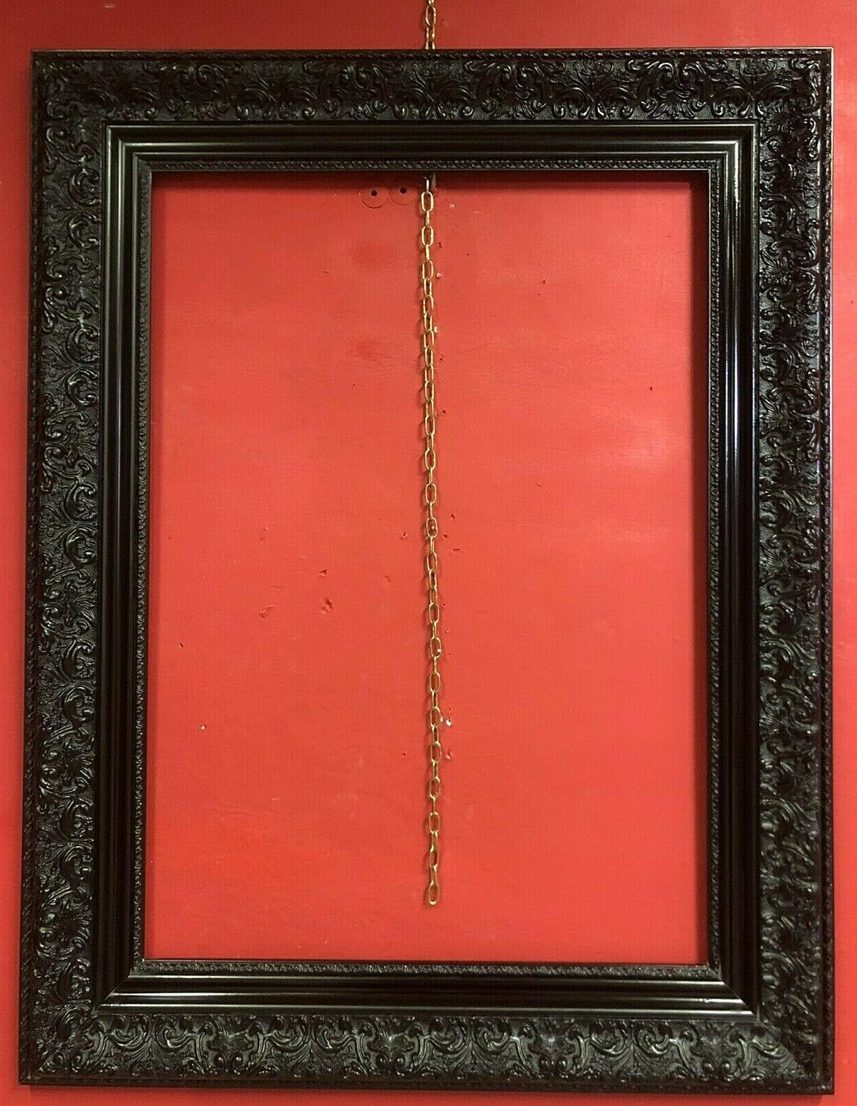 MCS Classic Studio Gallery Cornice Da Parete In Legno Nero - 33x48 Cm, Profilo Sagomato 3.6 Cm, Plexiglass, Orientabile