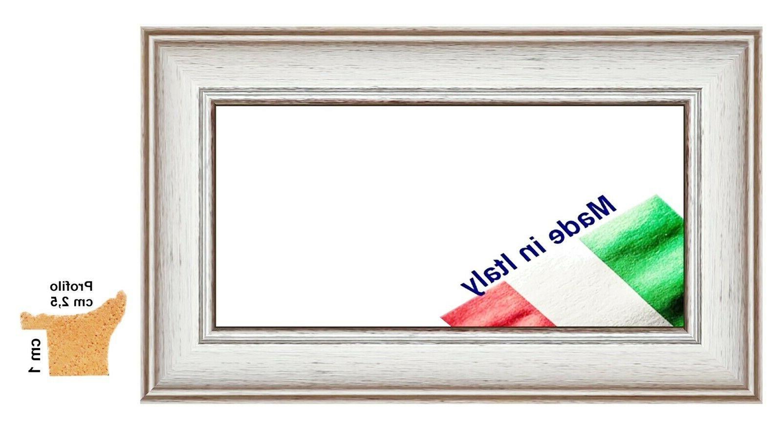 cornice in legno bianca con rigo argento