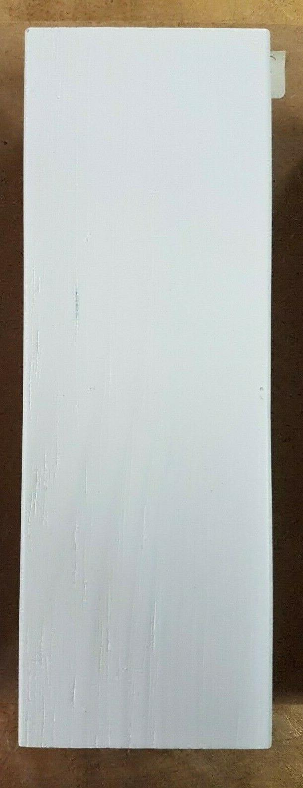 cornice in legno bianca per quadri foto