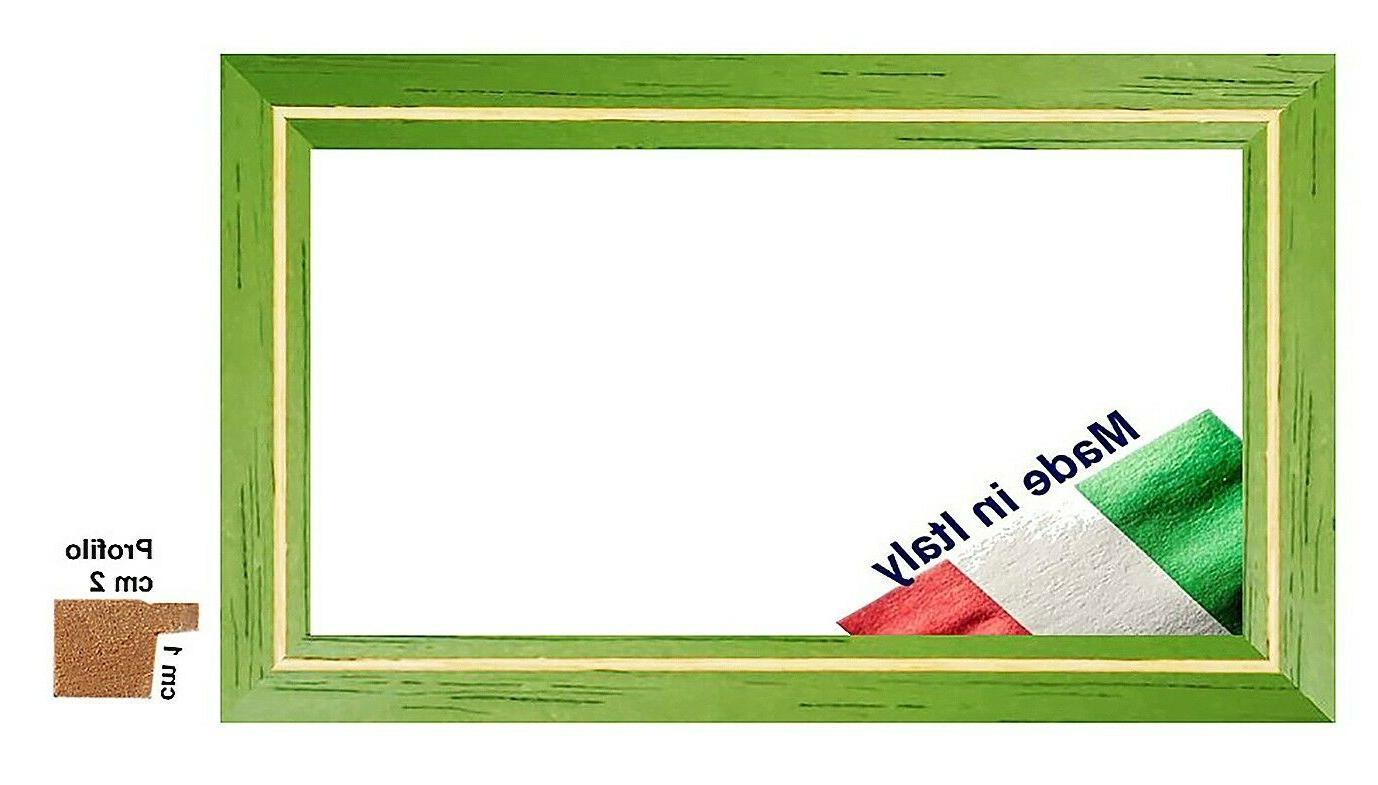 cornice in legno verde con incavo per