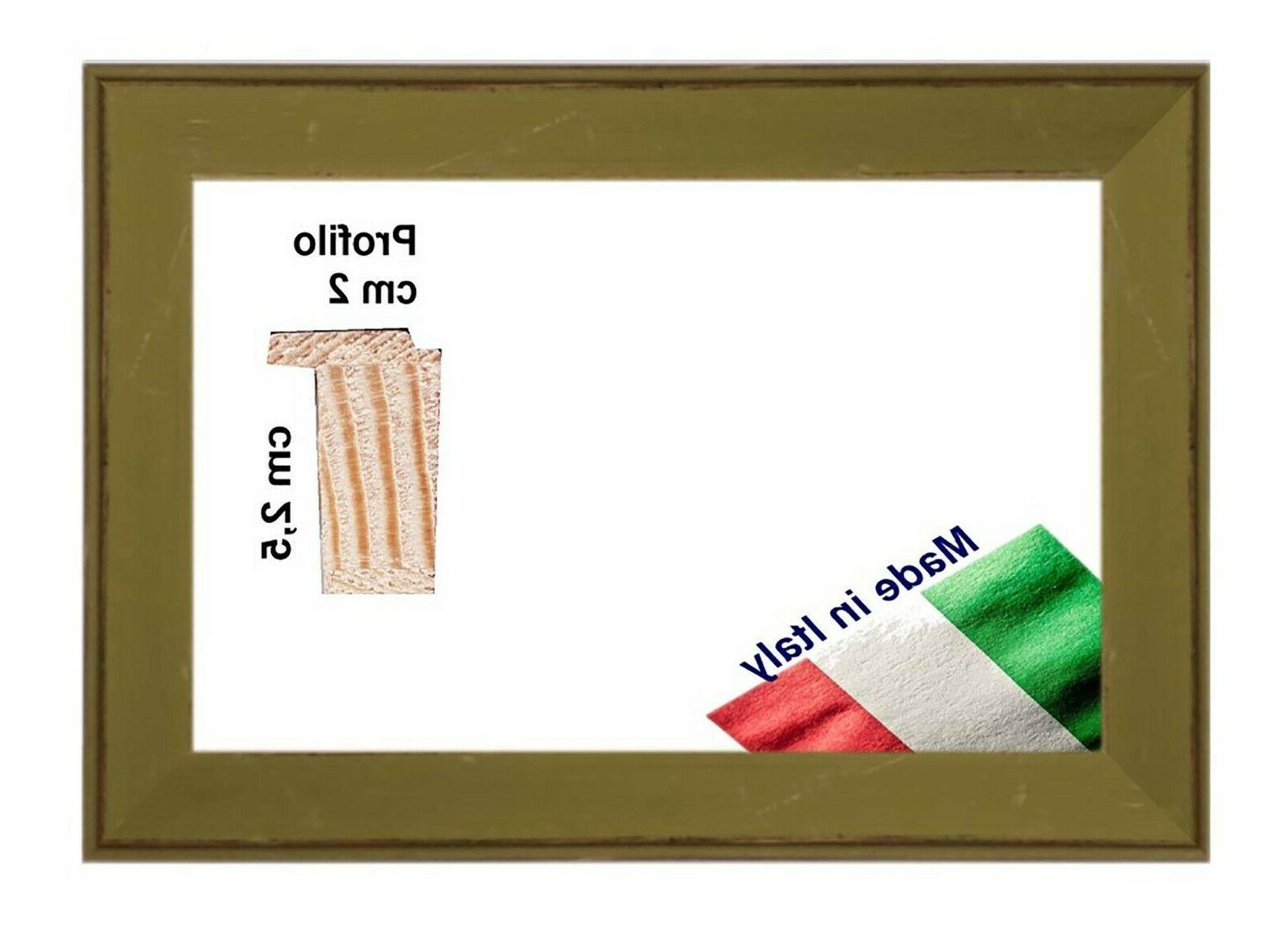 cornice in legno verde effetto usurato per