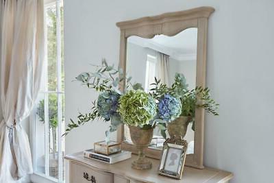 specchiera shabby con cornice legno decapato nathalie